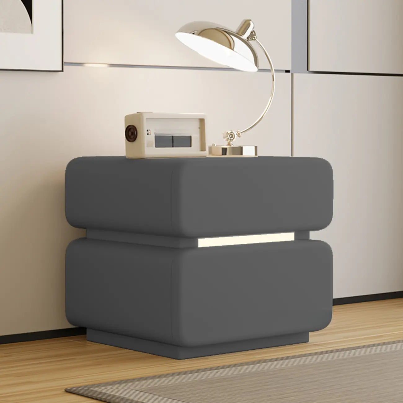 Table de chevet d'appoint moderne en cuir noir avec 2 tiroirs