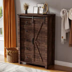 Commode haute moderne de style ferme à 5 tiroirs avec porte coulissante de style grange, organisateur de rangement pour chambre à coucher, salon et chambre d'enfant.