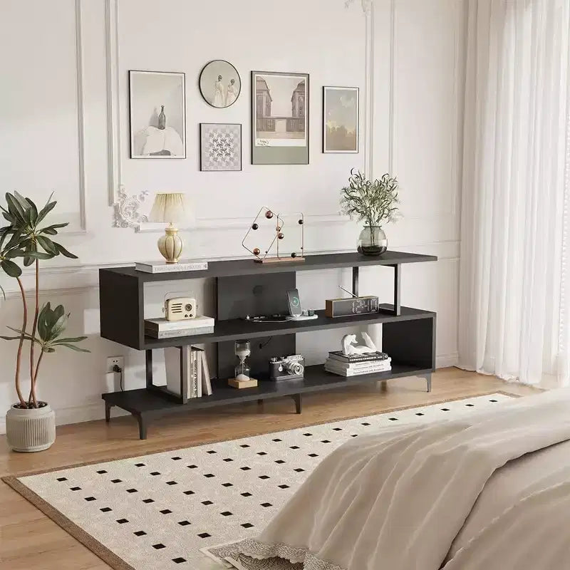 Meuble TV pour téléviseurs jusqu'à 60 pouces, centre de divertissement moderne avec étagère ouverte, station de charge, 4 prises de courant et 2 ports USB, pour salon ou chambre à coucher