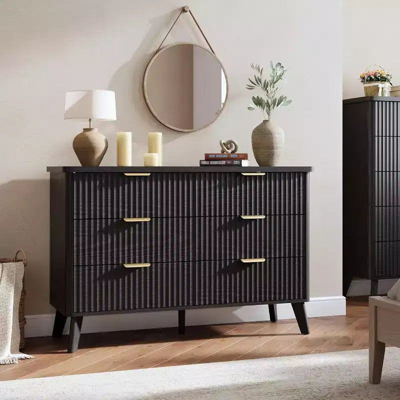 Commode 6 tiroirs pour chambre à coucher, commode de 120 cm de large avec profil incurvé, tiroirs en bois cannelé, commode moderne pour salon
