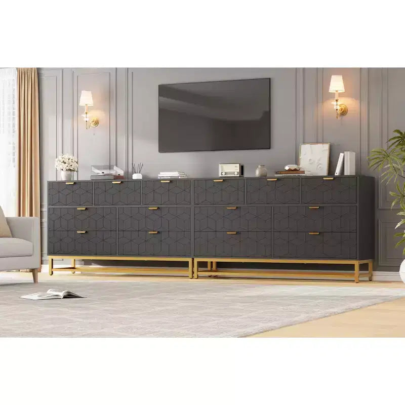 Commode pour chambre à coucher, commode de 136 cm de large avec 7 tiroirs, poignées et pieds en métal doré, commode moderne pour placard, couloir