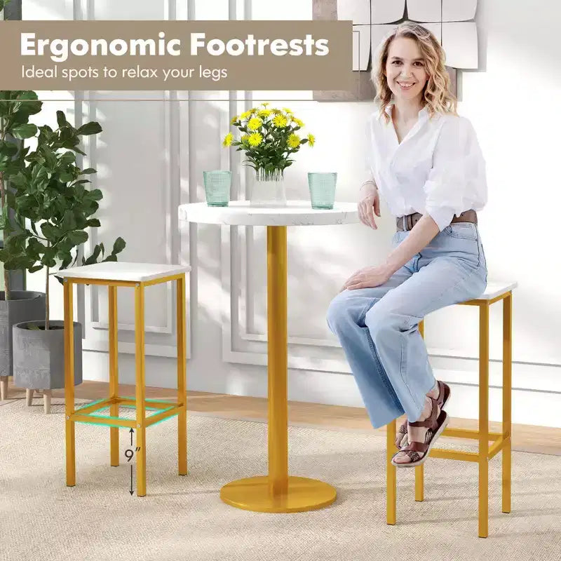 Lot de 4 tabourets de bar Costway 26", avec cadre en métal, repose-pieds, sans dossier, hauteur de comptoir, marron