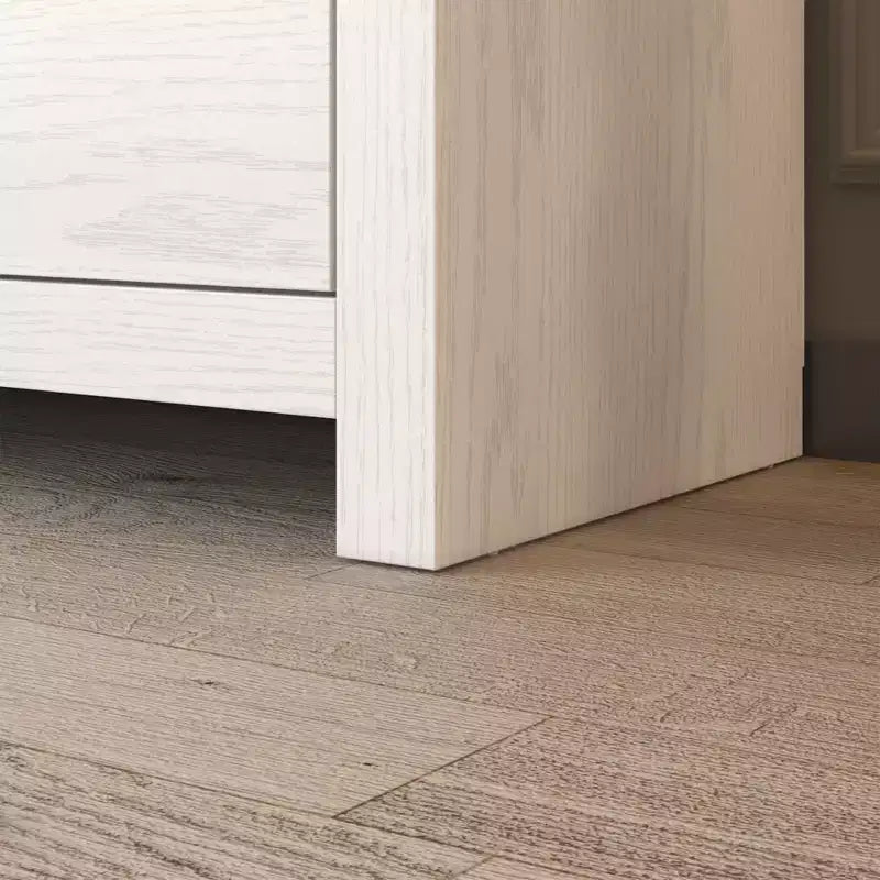 Commode horizontale Hitow à 6 tiroirs avec grain de bois et poignées noires pour le rangement du salon