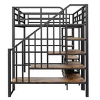 Lit mezzanine en métal pleine grandeur Whisen de 232 cm (91,5 po) de long x 143 cm (56,3 po) de large avec escalier, table de rangement basse et étagères de rangement