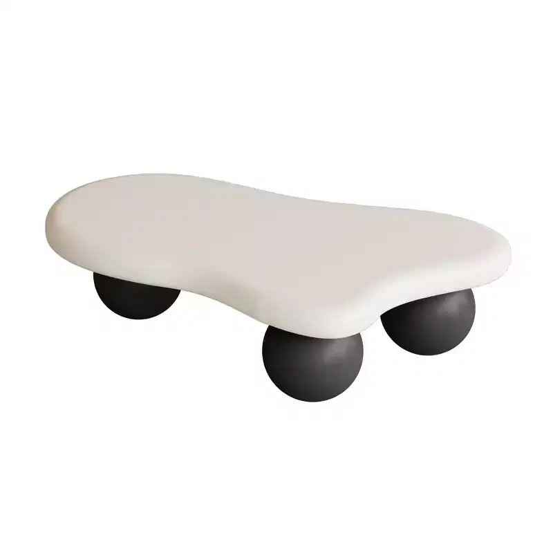 Table basse GDFStudio Dominic 40 avec plateau en bois en forme de nuage et pieds sphériques en plastique