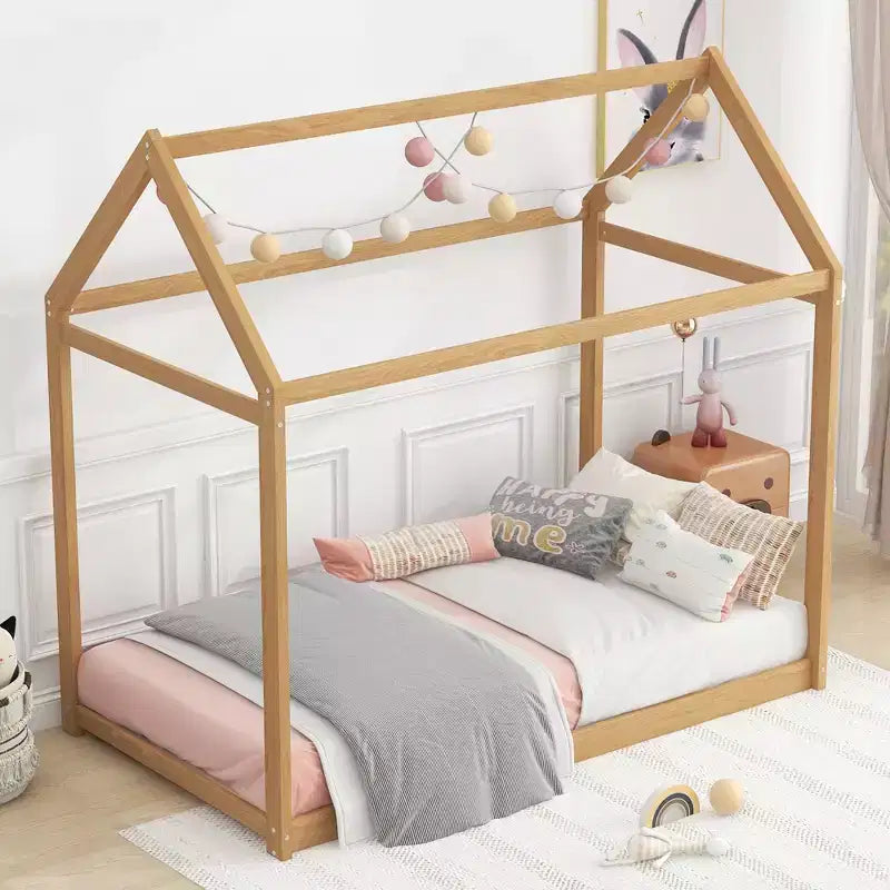Lit plateforme en bois Whisen, taille double, en forme de maison