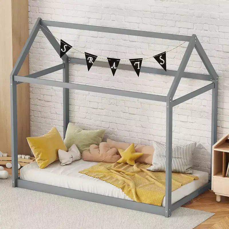 Lit plateforme en bois Whisen, taille double, en forme de maison