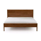 Lit King en bois massif Plank+Beam Duo avec tête de lit à panneaux, aucun sommier tapissier requis