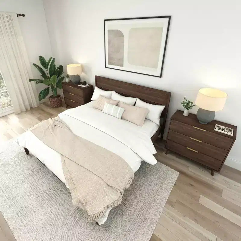Lit King en bois massif Plank+Beam Duo avec tête de lit à panneaux, aucun sommier tapissier requis