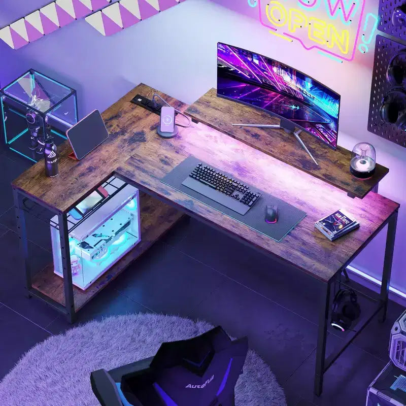 Bureau de jeu Bestier 52 avec lumières LED, bureau en forme de L avec prise de courant et support d'écran, bureau d'angle pour ordinateur