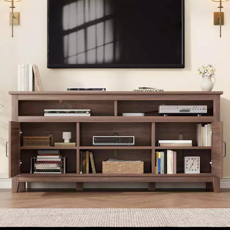 Meuble TV moderne Acekool pour téléviseur de 65 pouces, armoire à double porte semi-ouverte avec étagères réglables, 8 compartiments de rangement