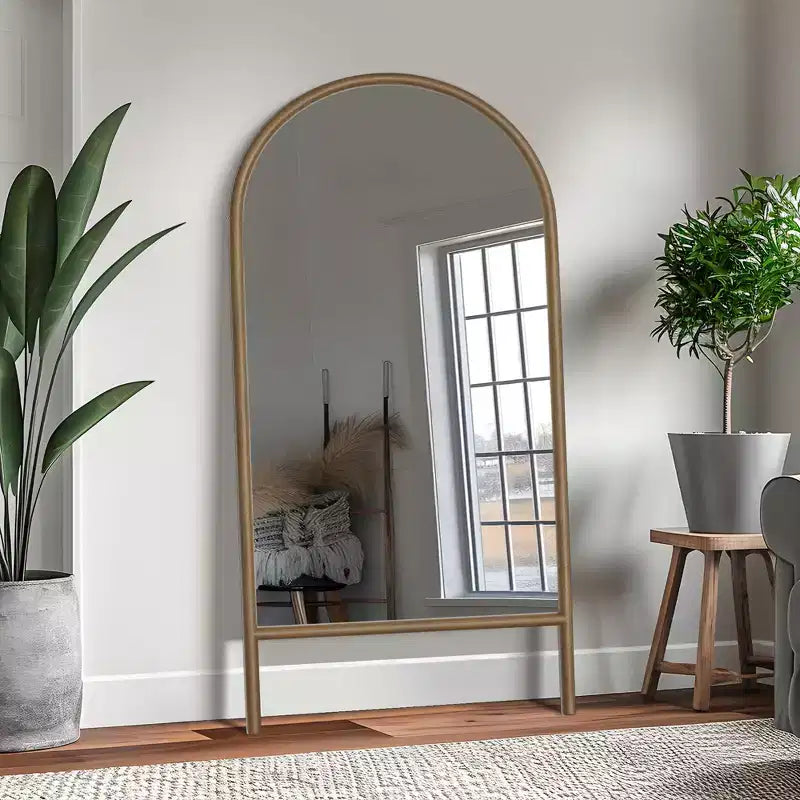Miroir rectangulaire noir 69x30 en pied avec cadre métallique et carreaux, idéal pour salle de bain, chambre, entrée, salon