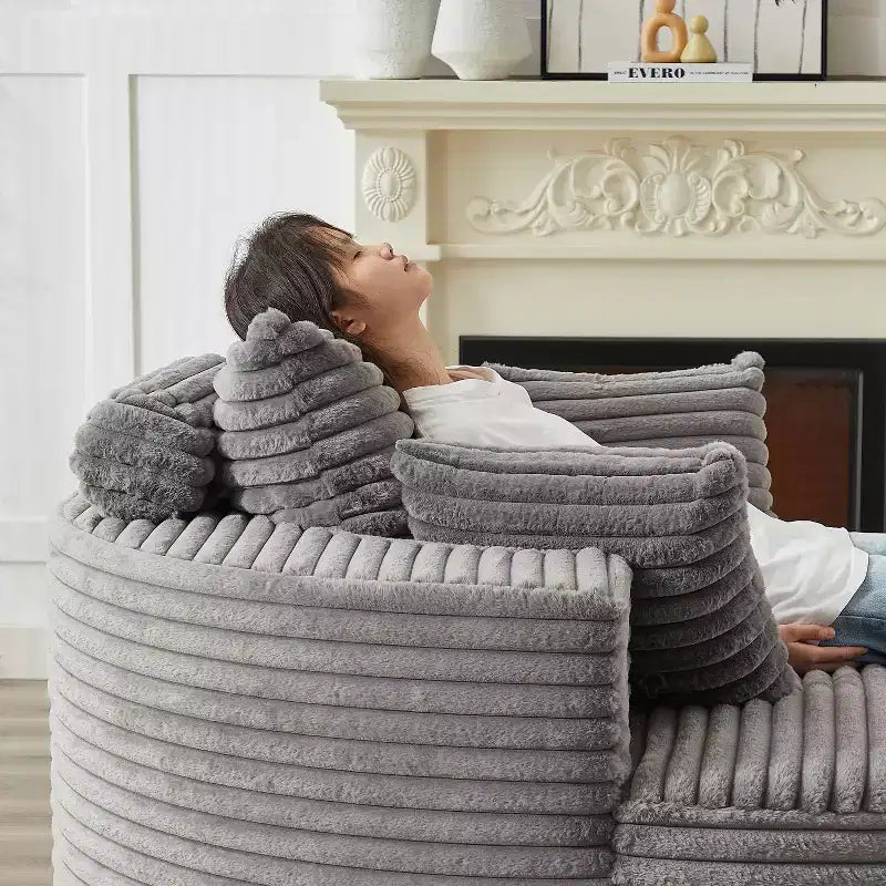 Fauteuil de couchage moelleux en velours côtelé de 55 po de largeur avec oreillers, fauteuil-canapé moderne extra large pour salon, chambre ou lounge - ModernLuxe