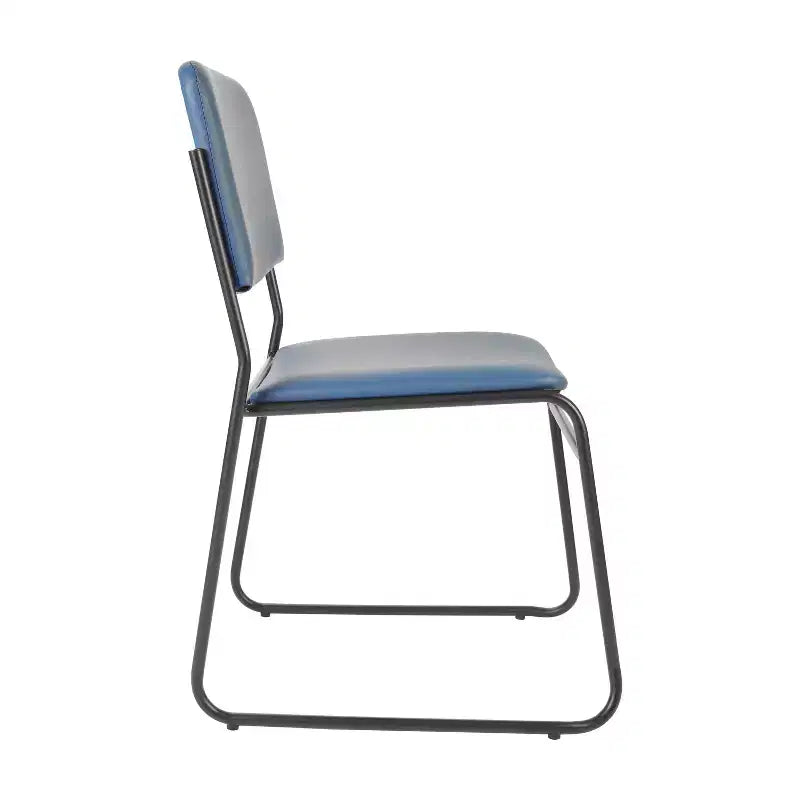 Lot de 5 chaises empilables à haute densité Flash Furniture de la série HERCULES, capacité de 227 kg, avec base luge