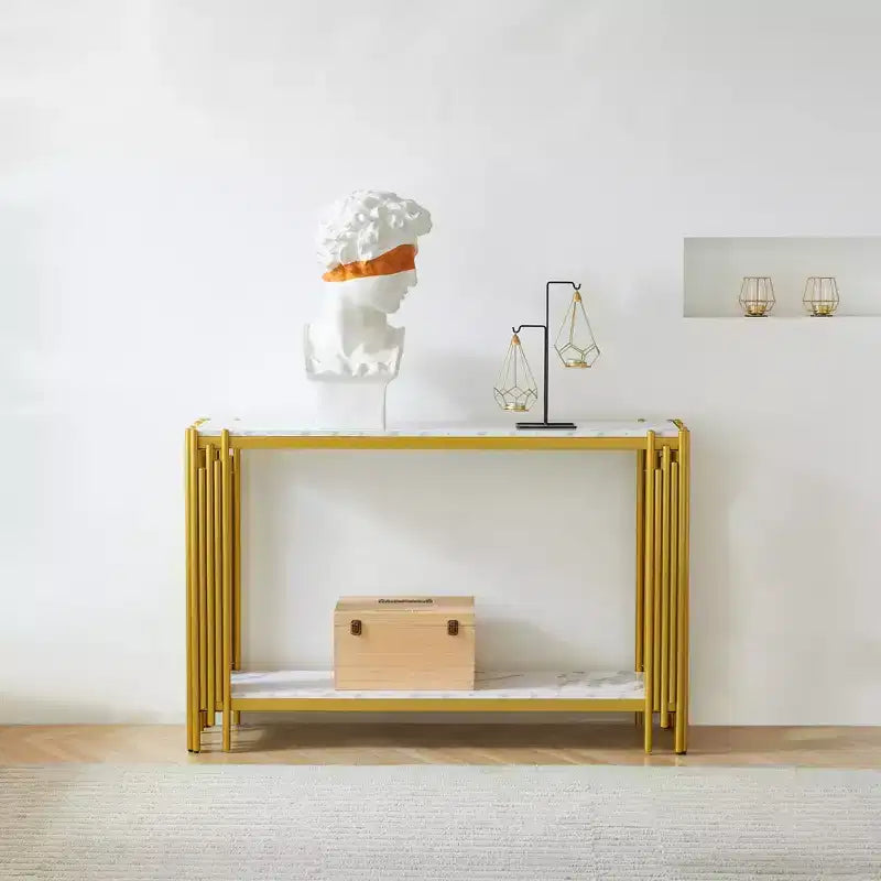 Console moderne dorée avec plateau effet marbre et cadre métallique, solution de 122 cm pour couloir