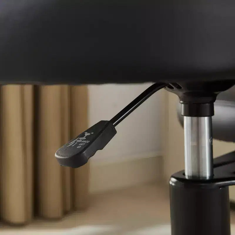 GDFStudio Hazlitt - Chaise pivotante ergonomique à hauteur réglable et piètement croisé avec roulettes