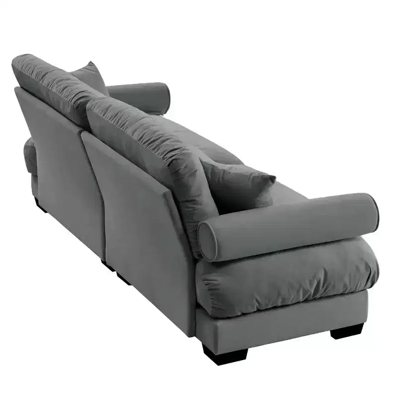 Grand canapé moderne à deux places avec accoudoirs rembourrés, canapé deux places en velours avec coussins lombaires et oreillers décoratifs, chambre à coucher, gris