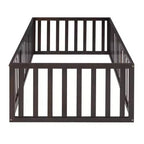 Cadre de lit simple en bois avec clôture et porte blanc
