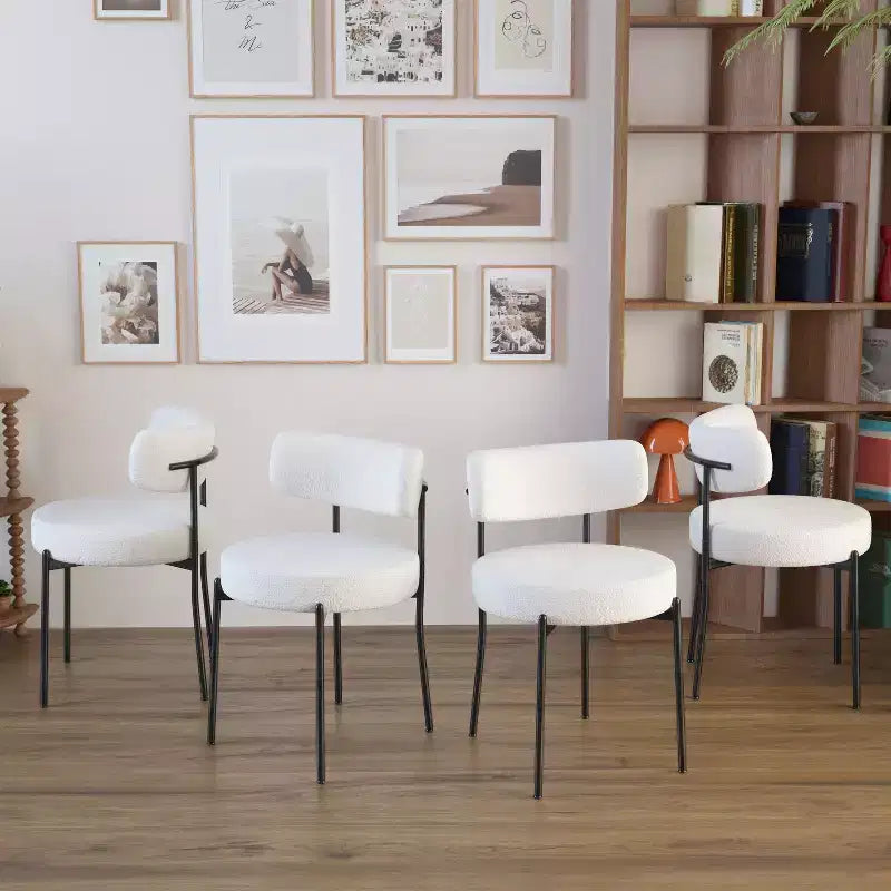 Okak Chaises de salle à manger modernes du milieu du siècle, lot de 2, rondes, rembourrées avec dossier incurvé et pieds en métal, chaises d'appoint en bouclé pour cuisine et salle à manger