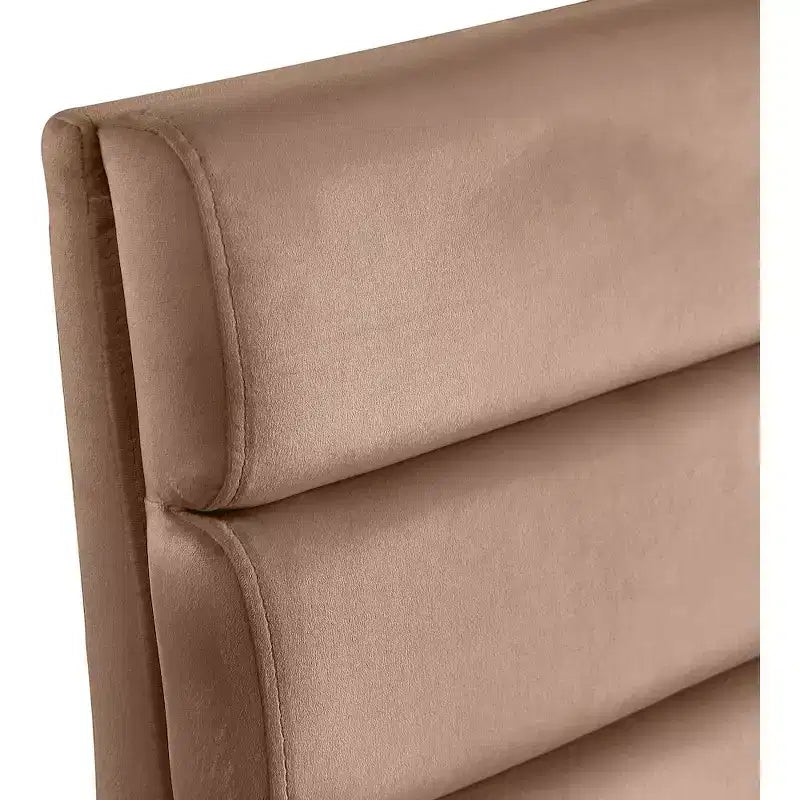 Meridian Furniture, Chaises de salle à manger en velours Kai, lot de 2