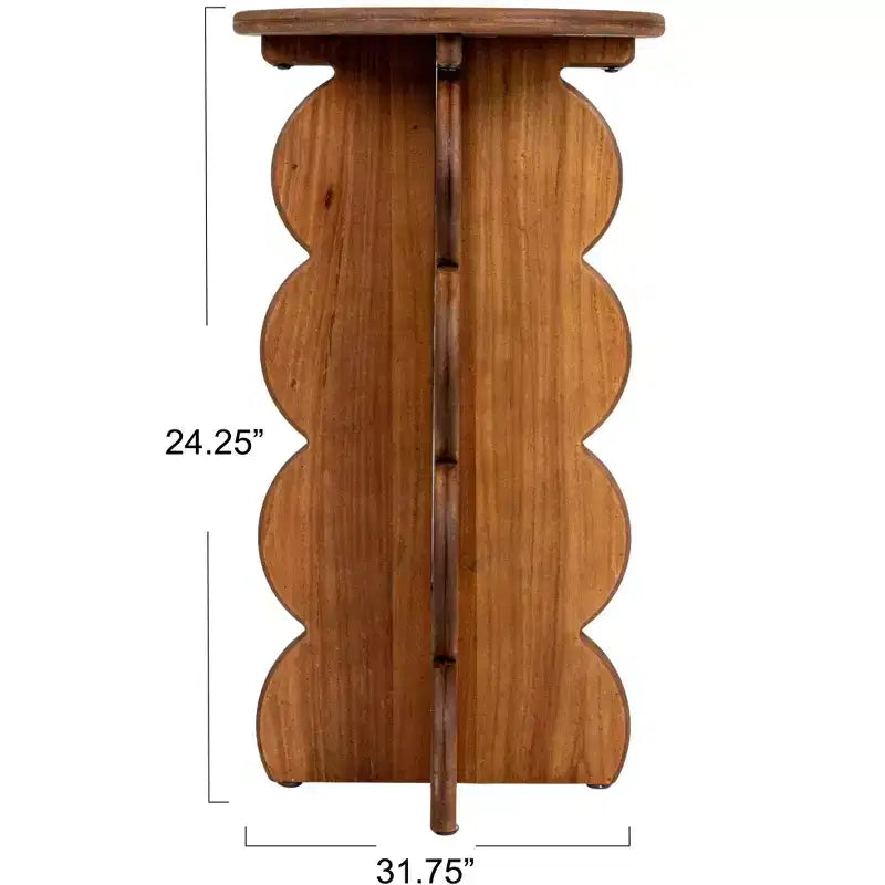 Table d'appoint à bords festonnés