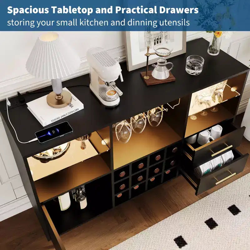 Meuble bar avec lumières LED et station de charge, buffet de cuisine de 120 cm avec tiroirs de rangement, casier à vin et porte