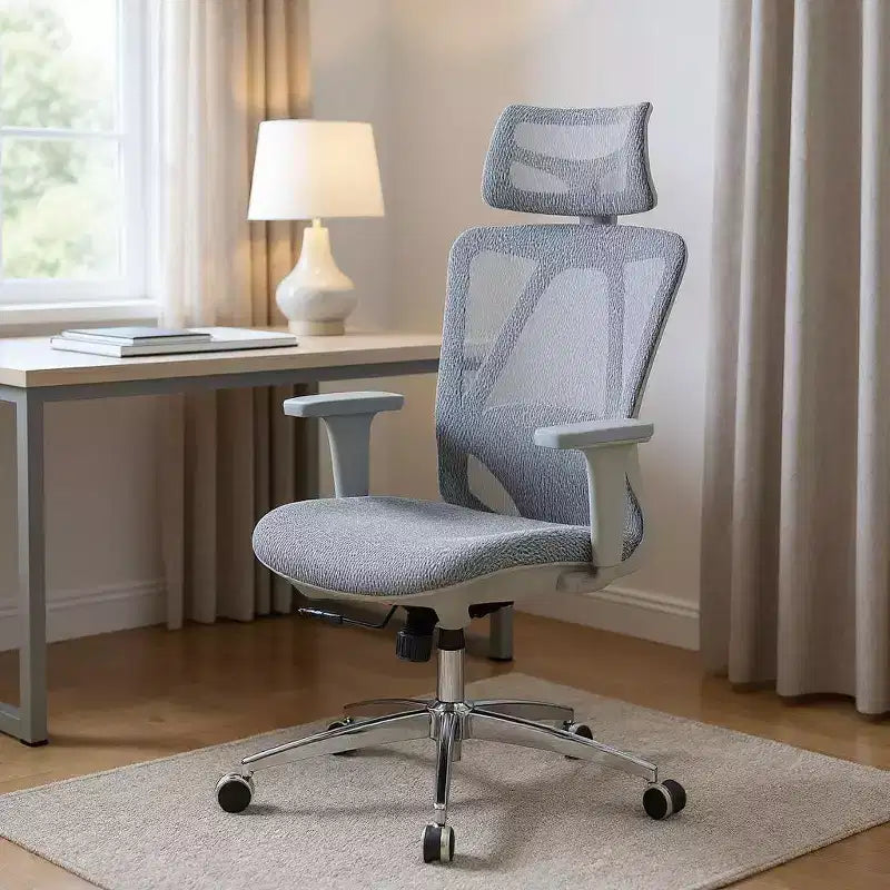 Chaise de bureau pivotante et roulante à hauteur réglable HomeRoots grise et argentée