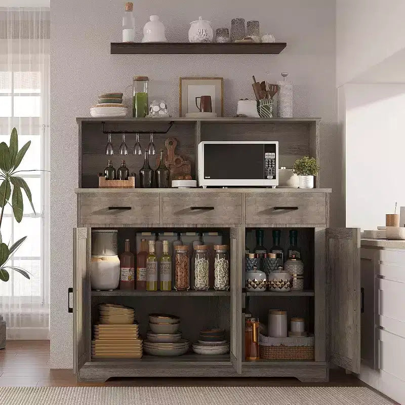 Buffet de salle à manger 59" style ferme avec portes de grange, 3 tiroirs et étagères, support pour micro-ondes, rangement moderne pour cuisine ou salle à manger