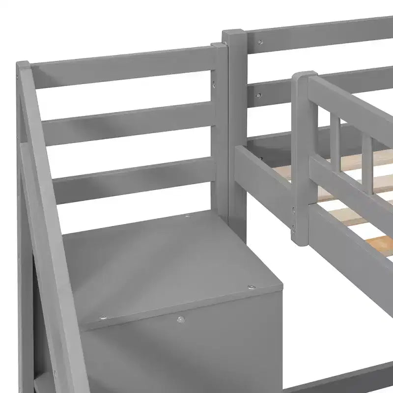 Lit mezzanine double/grand format avec bureau, bande lumineuse LED et deux commodes - ModernLuxe