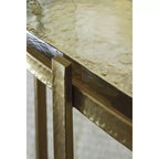 Signature Design by Ashley Porterville Table d'appoint - Fini doré avec plateau en verre irisé, construction métallique