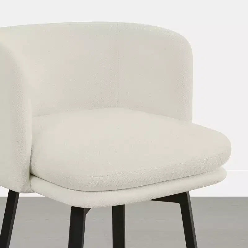 Tabouret de comptoir pivotant Spruce&Spring avec dossier incurvé, assise double épaisseur et piètement en métal