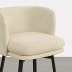 Tabouret de comptoir pivotant Spruce&Spring avec dossier incurvé, assise double épaisseur et piètement en métal