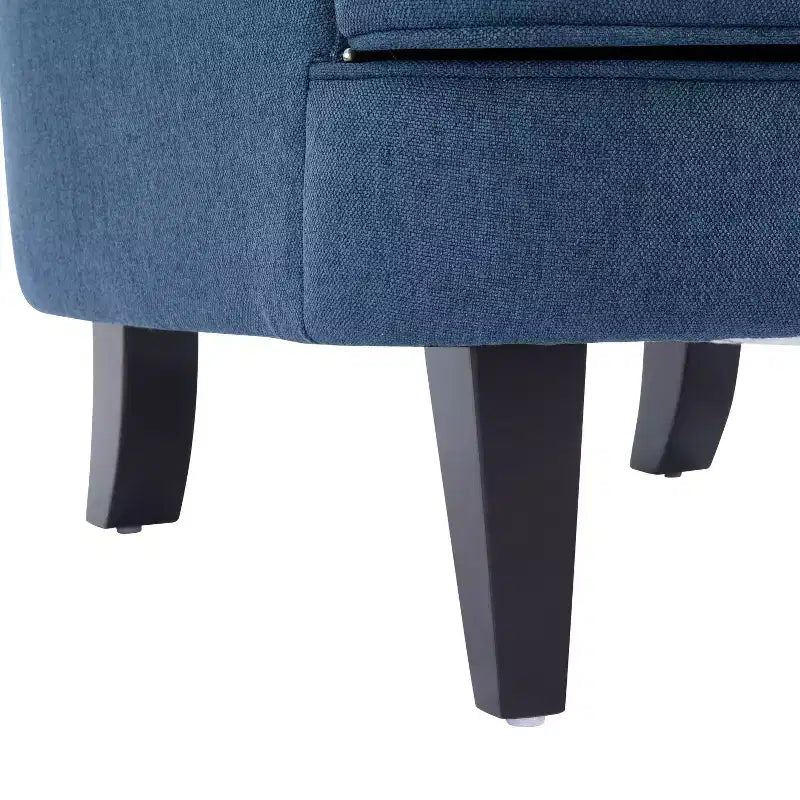 Fauteuil de relaxation touffeté Polibi avec dossier incurvé et clous décoratifs