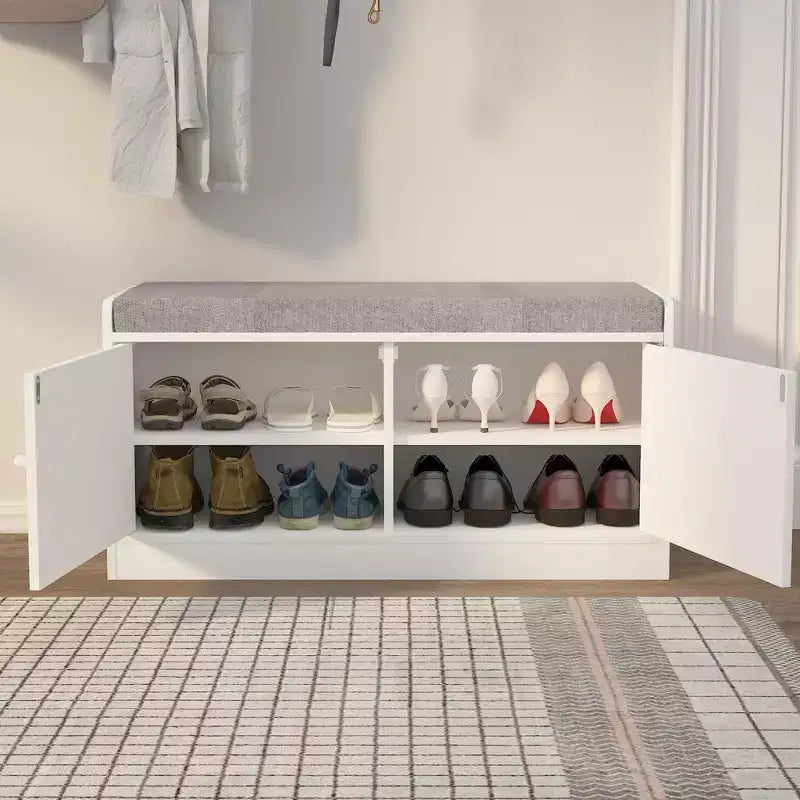 Banc de rangement pour chaussures à 2 niveaux avec coussin rembourré, banc d'entrée avec portes coulissantes et étagère réglable pour salon et chambre