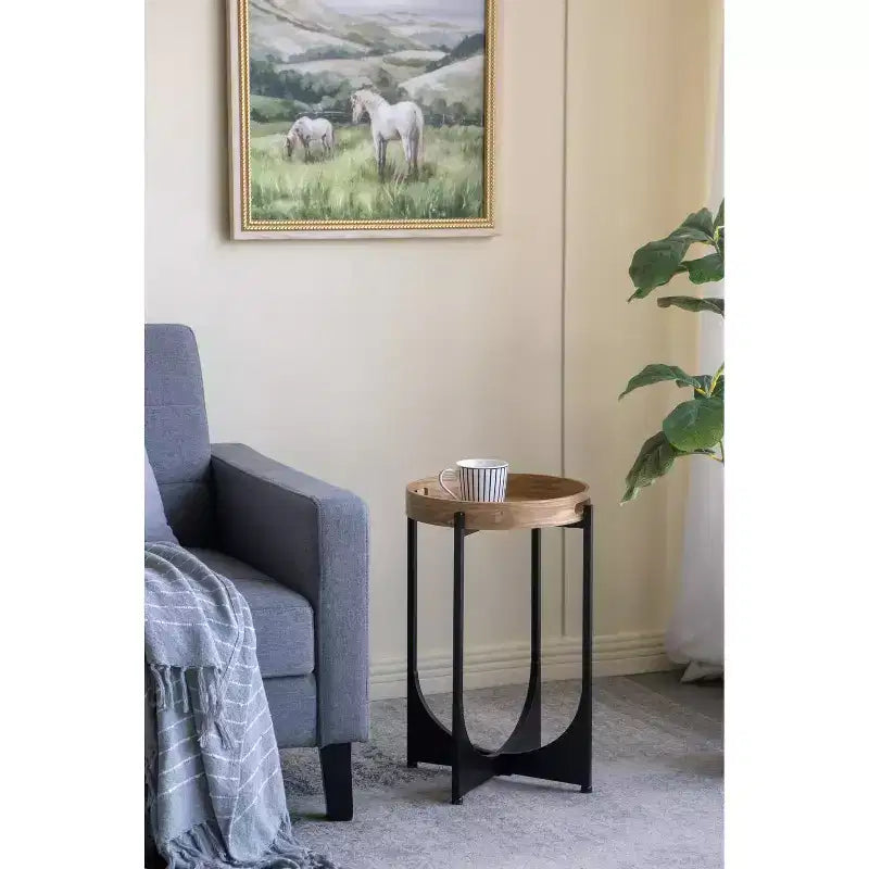 Table d'appoint marron avec piètement géométrique noir 15x15x22