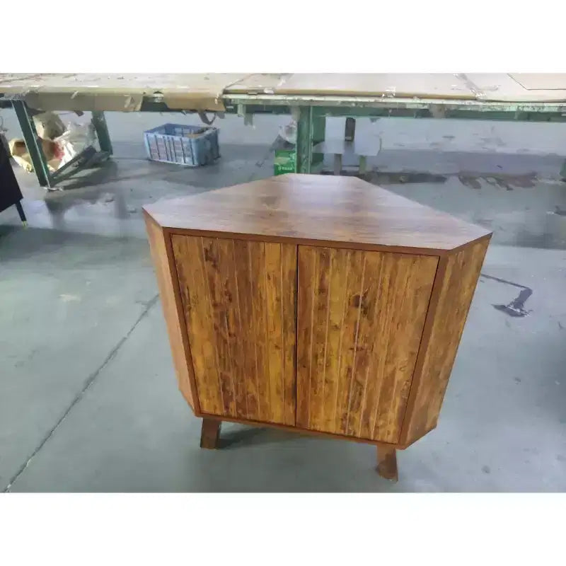 Meuble d'angle avec étagère réglable, table d'angle industrielle à 3 niveaux en bois avec portes, table d'appoint triangulaire pour salon, cuisine