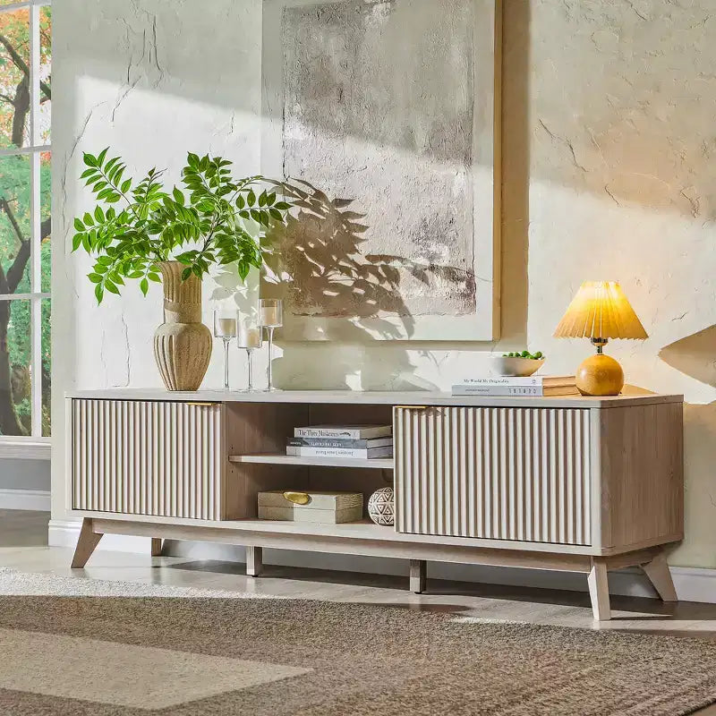 Meuble TV moderne de 70 po, Centre de divertissement pour téléviseurs jusqu'à 80 po, Console multimédia en bois avec rangement ouvert et armoires latérales