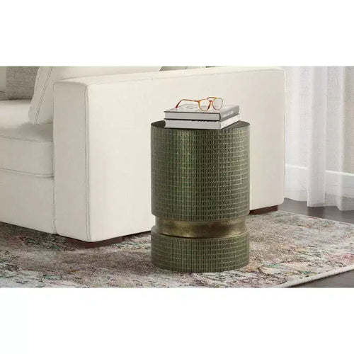 Table d'appoint Ambroise style industriel moderne en aluminium moulé, 33 cm de large, patine vert clair, entièrement assemblée