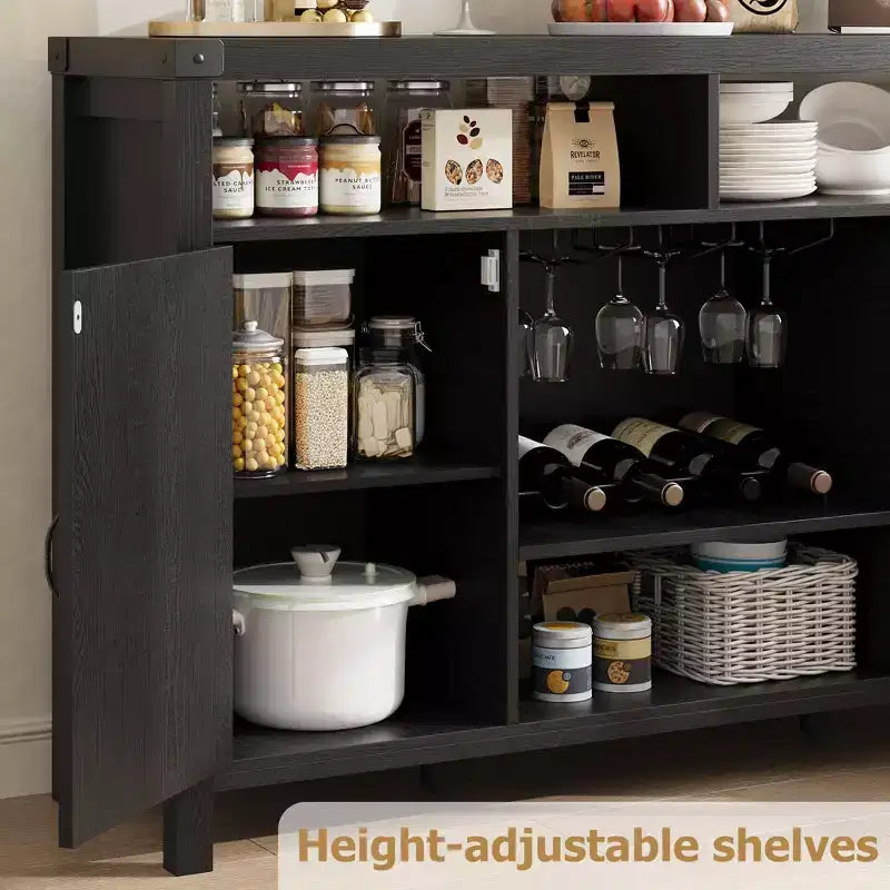 Meuble de bar à vin de ferme 59" avec porte coulissante en rotin - Bar à café avec casier à vin, étagères réglables, buffet pour cuisine et salle à manger
