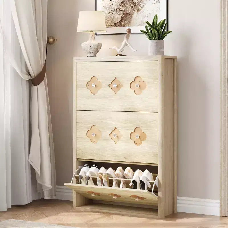 Meuble à chaussures Garvee avec 3 tiroirs basculants sculptés, poignées en cristal, meuble de rangement pour chaussures avec étagère réglable, meuble à chaussures de rangement en bois