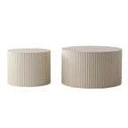 Lot de 2 tables d'appoint gigognes cylindriques beiges avec motif rayures ondulées pour salon ou chambre à coucher