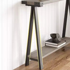 Console d'entrée fine à double niveau avec étagères de rangement, cadre en métal durable et pieds en V, adaptée aux salons, couloirs ou foyers.