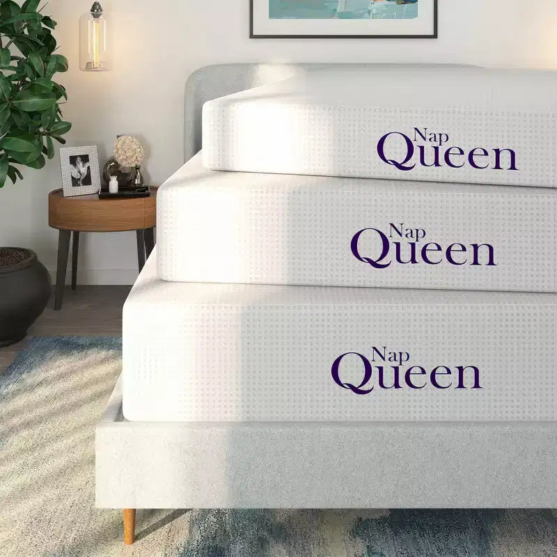 Matelas en mousse à mémoire de forme au charbon de bambou avec housse en maille soyeuse
