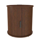 Table de chevet moderne du milieu du siècle avec station de charge, porte coulissante, finition noyer ronde/cylindrique (W2700P385517)
