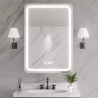 Armoire à pharmacie rectangulaire FAMYYT 20 po L x 28 po H en fer avec miroir, lumière DEL dimmable, fonction antibuée et prises - Entièrement assemblée