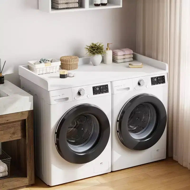 Comptoir pour lave-linge-sécheuse, dessus de machine à laver avec bord surélevé et tapis antidérapant pour le rangement des paniers à linge et l'organisation de la buanderie