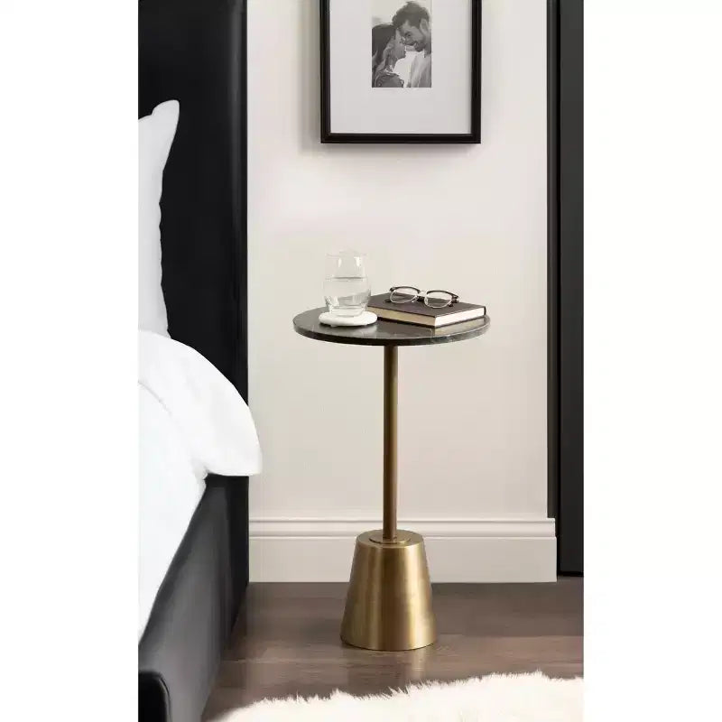 Table d'appoint ronde en marbre et métal Tira de Kate et Laurel, noire, 14x14x24