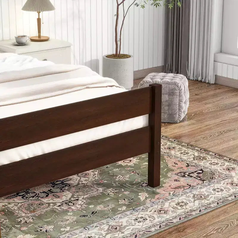 Cadre de lit plateforme double Sailvan en bois d'hévéa avec tête et pied de lit, design compact