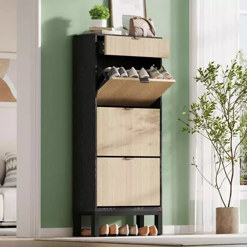 Meuble à chaussures GustoWave avec 3 portes basculantes et 1 tiroir, Étagère à chaussures en bois avec pieds en fer, Meuble de rangement à chaussures étroit, Organisateur de chaussures moderne avec cannelures