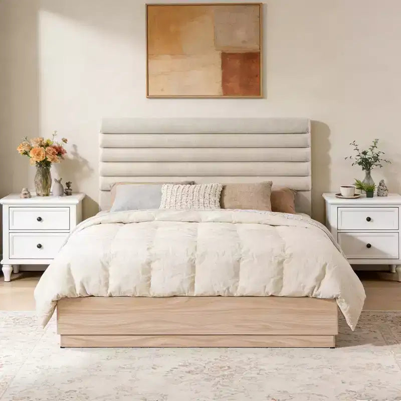 Cadre de lit contemporain Anatoli en bois avec tête de lit capitonnée en bouclette taupe Christopher Knight Home